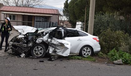 Zincirleme kaza: 2 Ölü, 4 yaralı