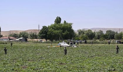 Eğitim helikopteri düştü! Bir pilot hayatını kaybetti