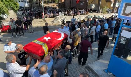 Portekiz’de hayatını kaybeden Melek, Aydın’da toprağa verildi