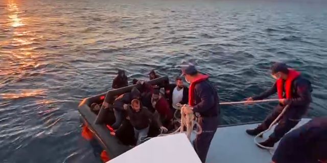 Muğla açıklarında 36 düzensiz göçmen kurtarıldı