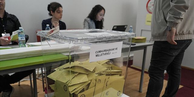 Yurt dışındaki yaklaşık 700 bin seçmen 14 Mayıs seçimleri için oy kullandı
