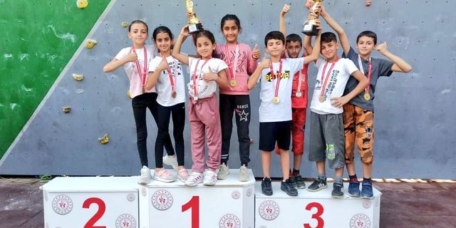 Aydın’daki turnuvada Türkiye Şampiyonu oldular