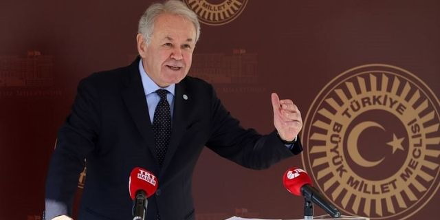“İYİ Parti, net bir kimlik ortaya koymalı”