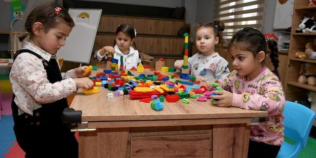 'Anne-Baba Çocuk Merkezi' minikleri eğitim hayatına hazırlanıyor