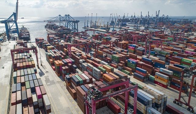 Batı Akdeniz'den yılın ilk 4 ayında 874,2 milyon dolarlık ihracat