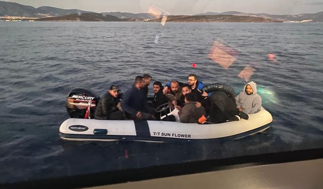 Bodrum açıklarında 24 düzensiz göçmen yakalandı