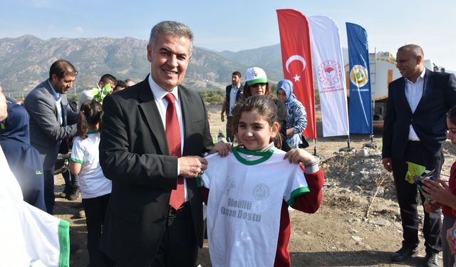 Buharkent’te fidanlar toprakla buluştu