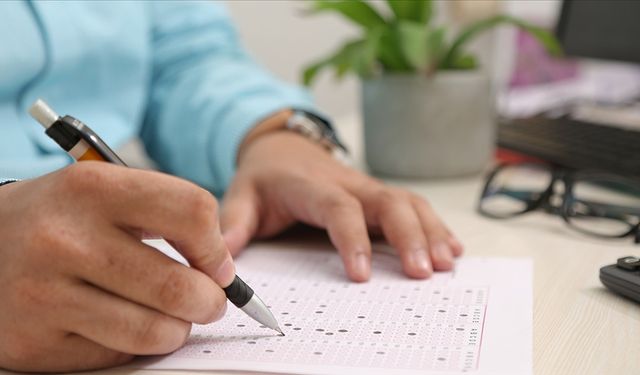 Açık öğretim okullarındaki ders geçme puanları, örgün eğitimle uyumlu hale getirildi