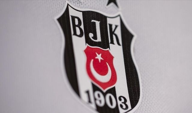 Beşiktaş, Mehmet Tuğra Yeşilyurt’la profesyonel sözleşme imzaladı