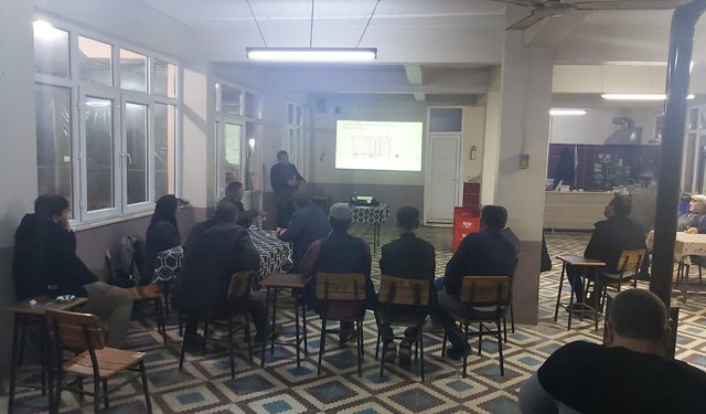 Germencik’te üreticilere gece eğitimi