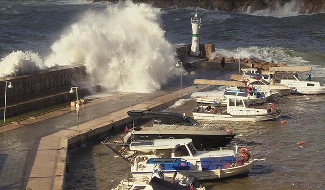 Yurdun batı kesimleri ve Doğu Akdeniz'de fırtına uyarısı
