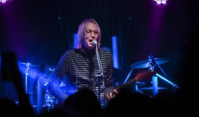 Bulutsuzluk Özlemi, şarkılarını Gazze'de öldürülen çocuklar için söyledi