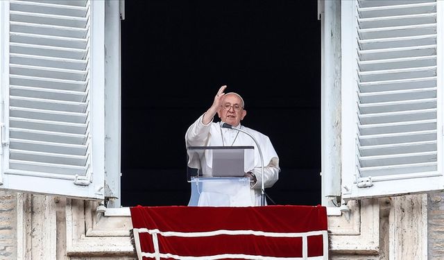Papa, Paskalya mesajında Gazze'de insani yardımın garanti altına alınması çağrısı yaptı