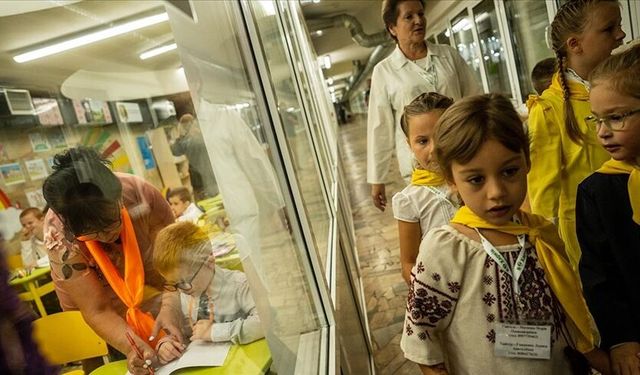 Ukrayna'da savaş nedeniyle yer altı okulları inşa ediliyor