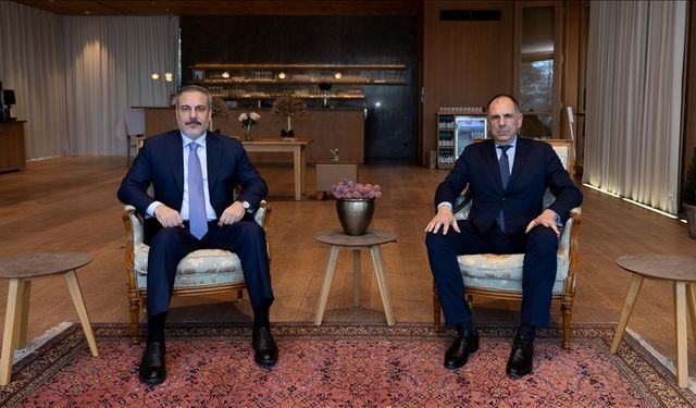 Dışişleri Bakanı Fidan, Almanya'da Yunan mevkidaşı Yerapetritis ile görüştü