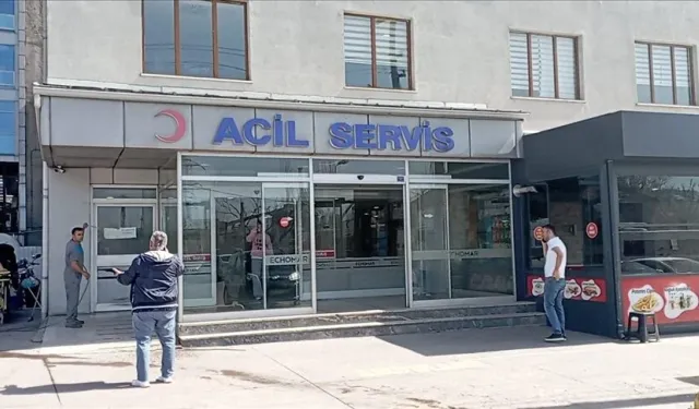 Şarampole devrilen otomobildeki 1 kişi öldü, 3 kişi yaralandı