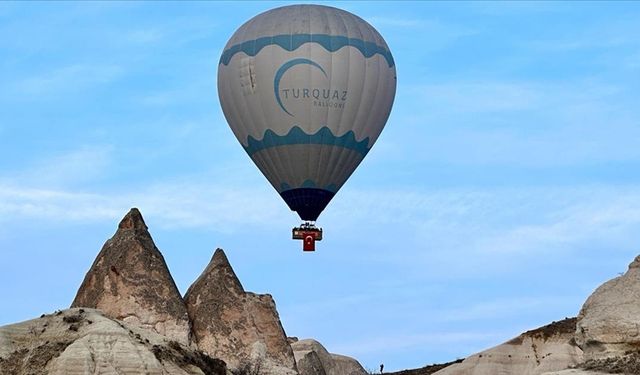 Türkiye'de geçen yıl 747 bini aşkın turist balonla uçtu