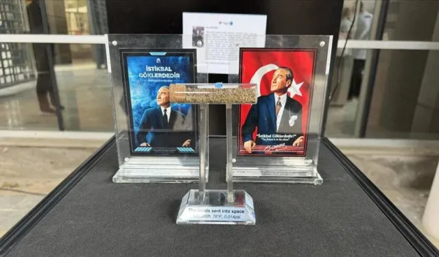 Uzaya gönderilen ilk Atatürk fotoğrafı sergileniyor