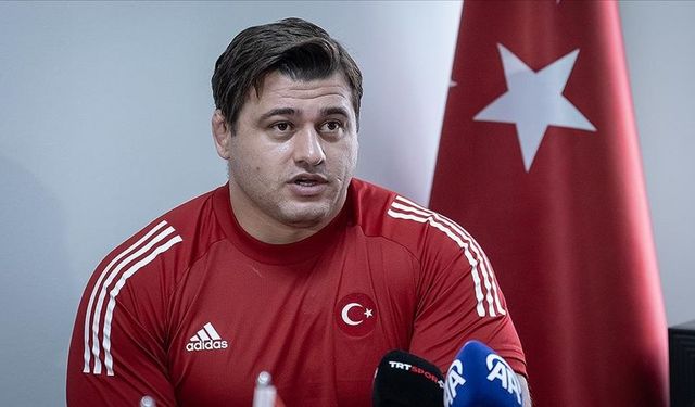 Rıza Kayaalp çeyrek finalde veda etti