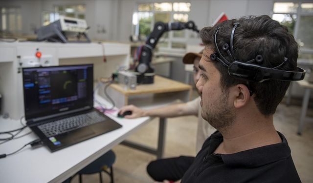 ALS hastaları için yapay zeka destekli robot kol geliştirildi