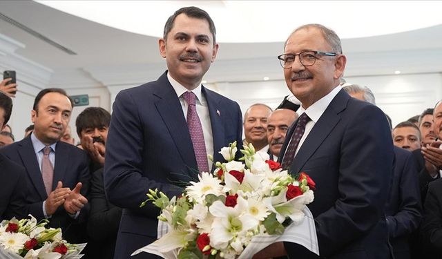 Çevre, Şehircilik ve İklim Değişikliği Bakanı Kurum, görevi Mehmet Özhaseki'den devraldı