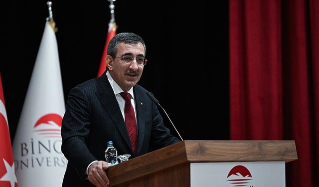 Yılmaz: Milli birliğimize kasteden terör odaklarına en güzel cevabı, birliğimizi daha fazla yücelterek vereceğiz