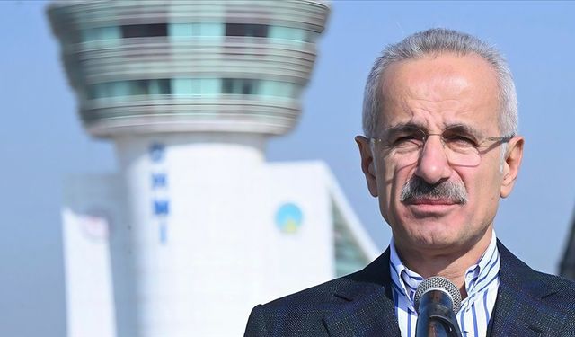 Hava trafiği milli 'İRADE' yazılımıyla kontrol edilecek