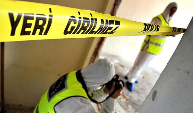 Korkunç olay: Önce karısını boğdu, sonra kendini astı