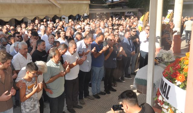 İzmir’de eğitim uçağı kazasında hayatını kaybeden pilot son yolculuğuna uğurlandı