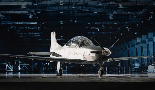 Milli teknolojiler B-250 hafif taarruz uçağının pilotlarını yetiştirecek