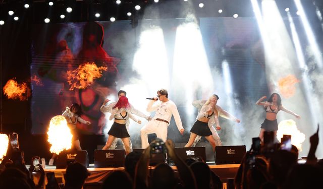 Germencik’te binlerce genç Cakal konseriyle coştu