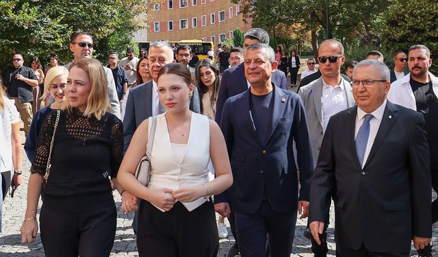 Özgür Özel’den duygulandıran destek