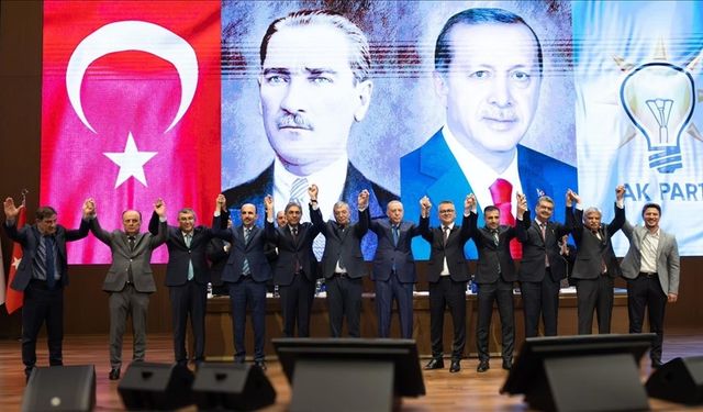 2 belediye başkanı AK Parti’ye katıldı