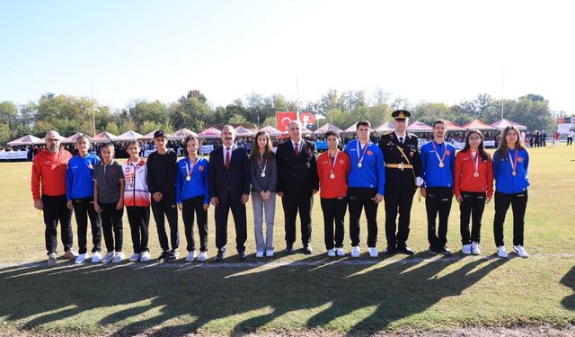 İncirliova’da Cumhuriyet’in 102. yılı coşkuyla kutlandı