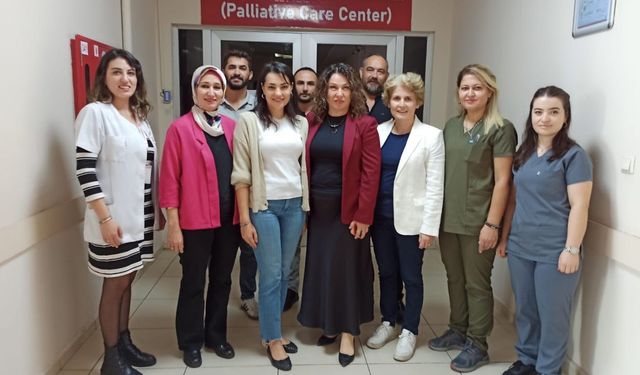 Aydın Devlet Hastanesi’nde hastalara moral ziyareti