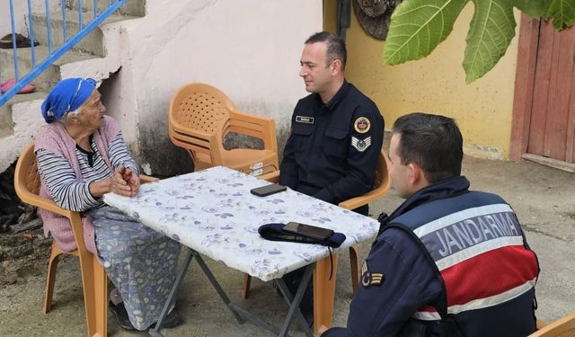 Aydın’da jandarmadan şehit annesine vefa ziyareti