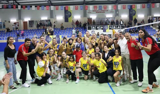 Didim’de unutulmaz bir voleybol gecesi