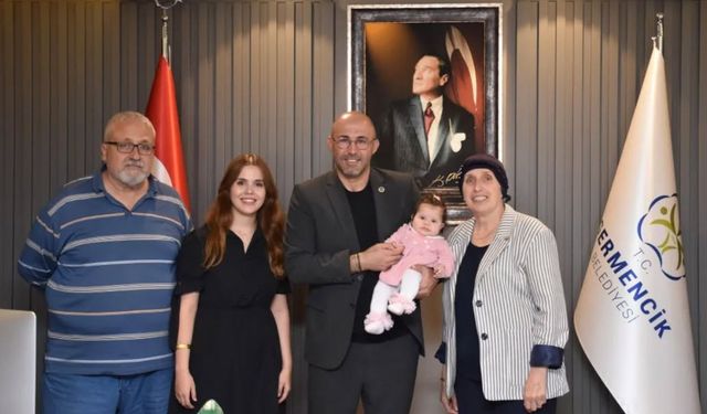 Germencik’te anlamlı bağış: İhtiyaç sahibi vatandaşa akülü sandalye desteği