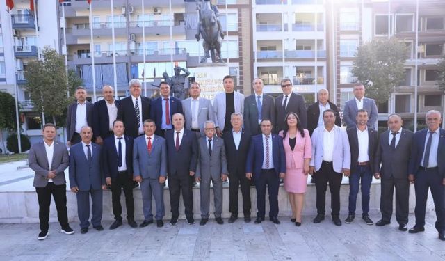 İncirliova Cumhuriyet Meydanı’nda anlamlı tören