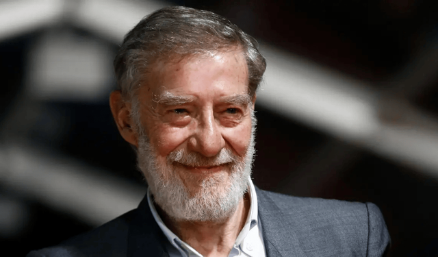 Ahmet Mekin Setlere Torunuyla Döndü!