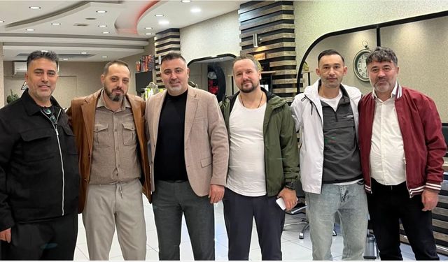 Aydın Berberler Odası’ndan 25. yılını dolduran üyelere anlamlı plaket