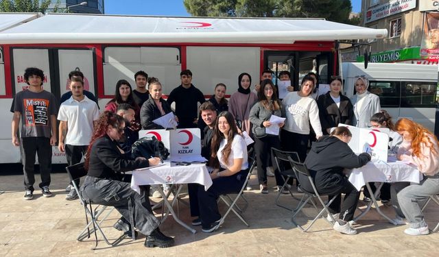 Aydın’da öğrencilerden LÖSEV Haftası’na duyarlı destek