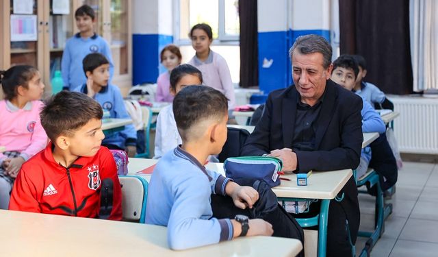 Başkan Anıl Yetişkin yıllar sonra sırasına oturdu