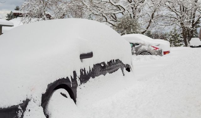 Kar botlarını ve montları hazırlayın! Lapa lapa kar geliyor