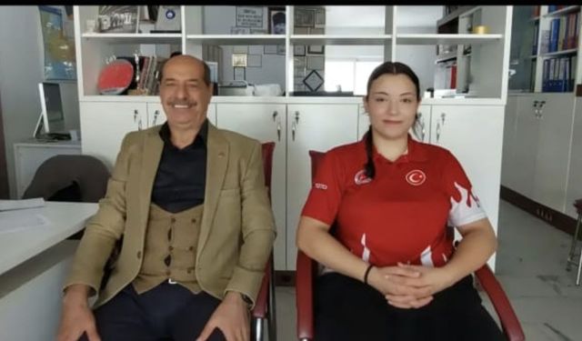 Kick Boks’ta dualarımız Söke’li Özge Güder için