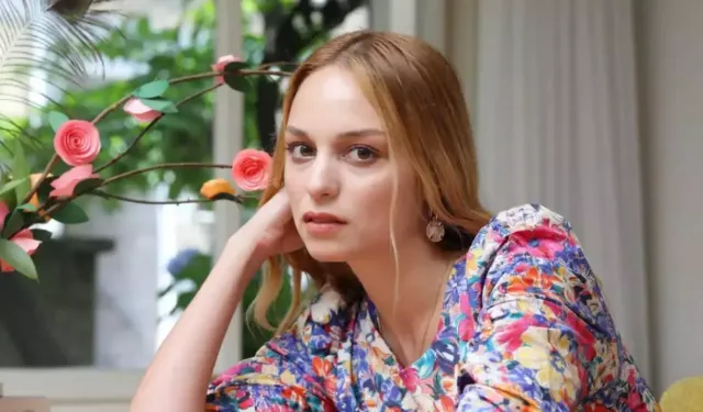 Nilperi Şahinkaya İtiraf Etti " Flörtözüm"