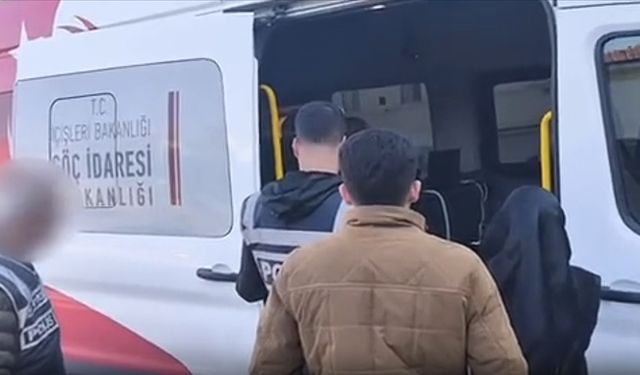 Yerlikaya: 81 ilde 434 bini aşkın kişi denetlendi, 29 göçmen kaçakçısı yakalandı