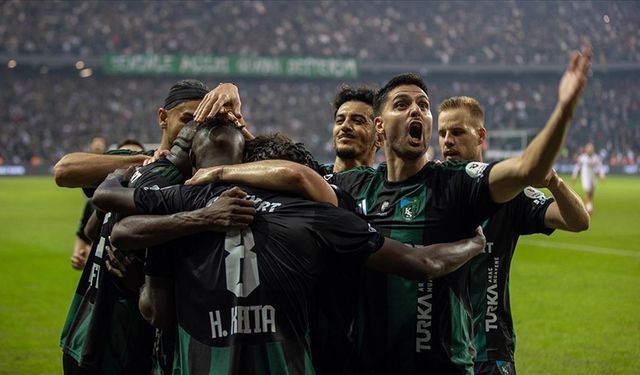 Lider Galatasaray, Kocaelispor'a deplasmanda mağlup oldu
