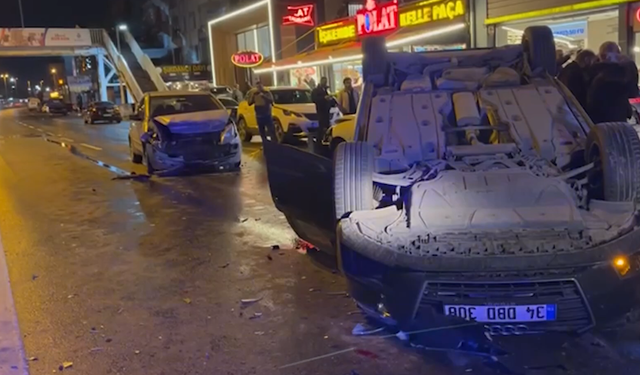 Zincirleme trafik kazası: 3 yaralı