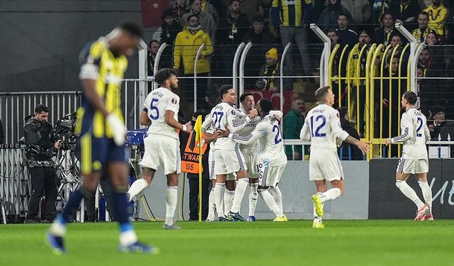 Fenerbahçe evinde Aston Villa’ya mağlup oldu